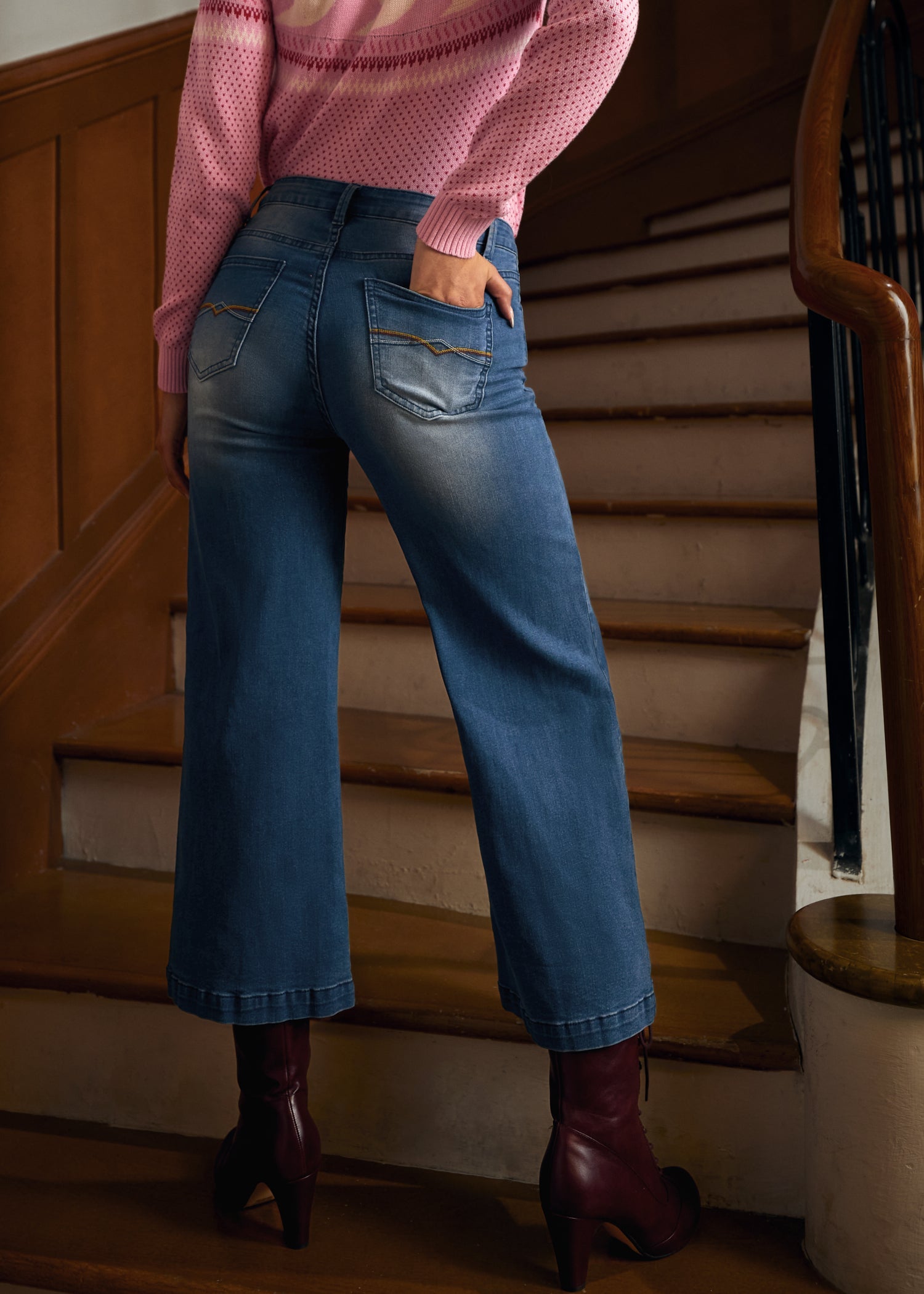 Luck of the Stylish Wide Leg Crop Jeans