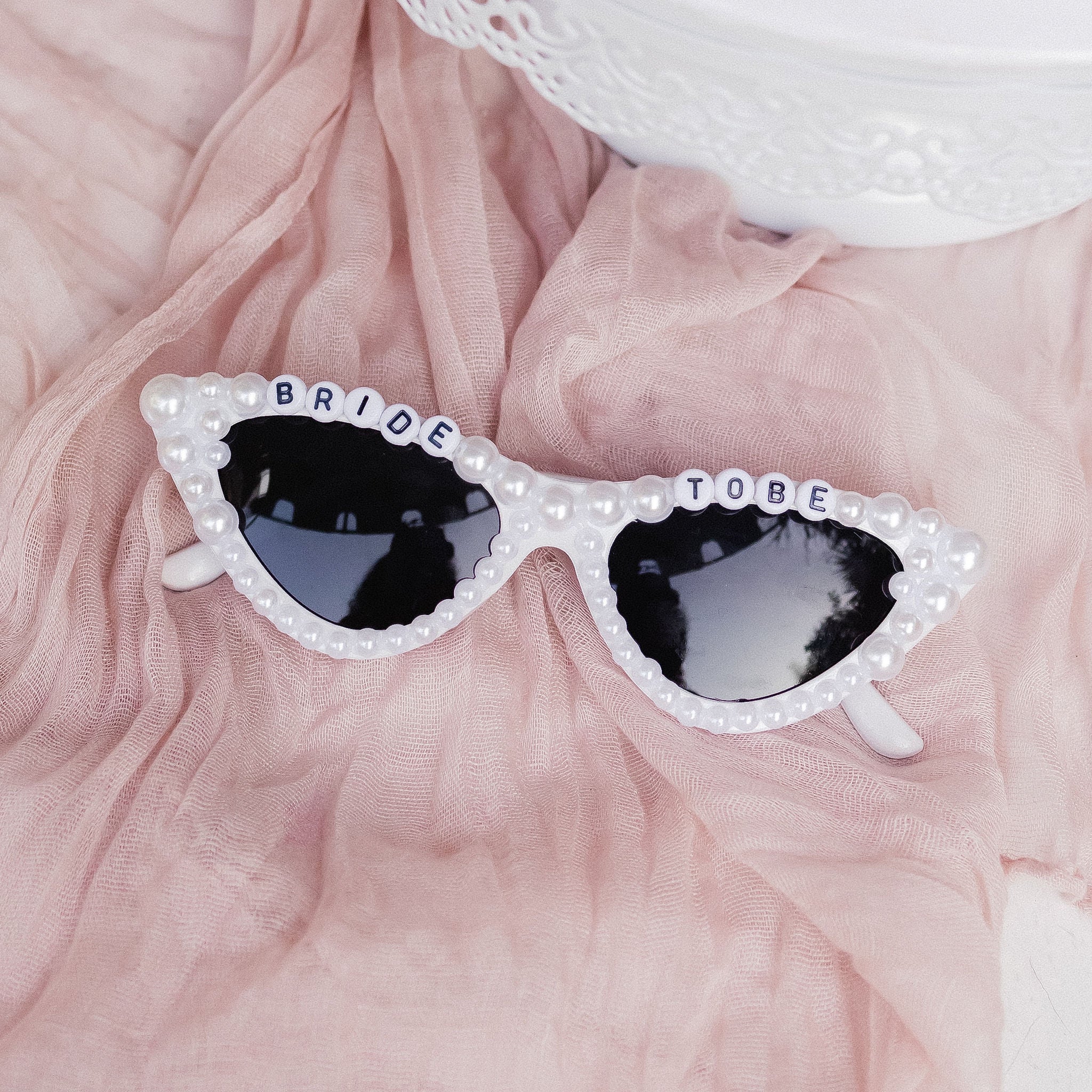 BRIDE BABE Bride to Be Sunglasses
