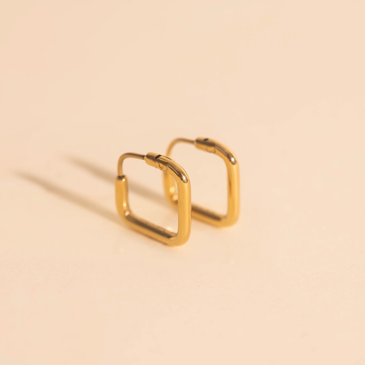 Diamond Rounded Huggie Hoop Earrings