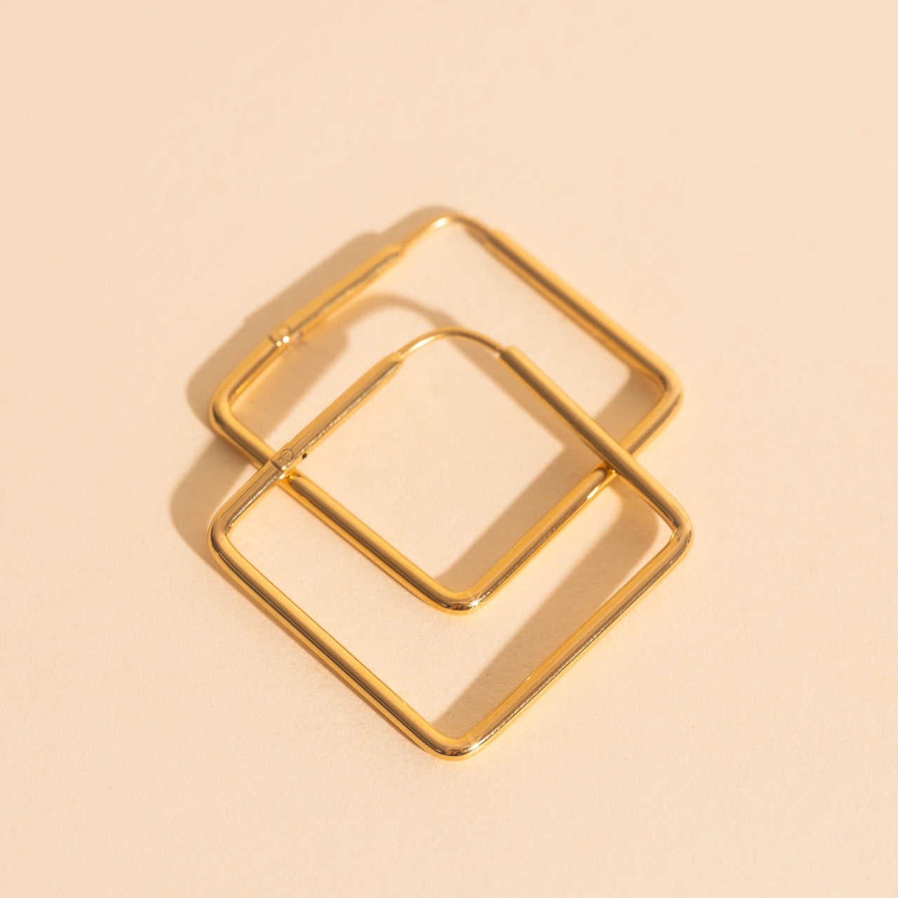 Diamond Rounded Huggie Hoop Earrings