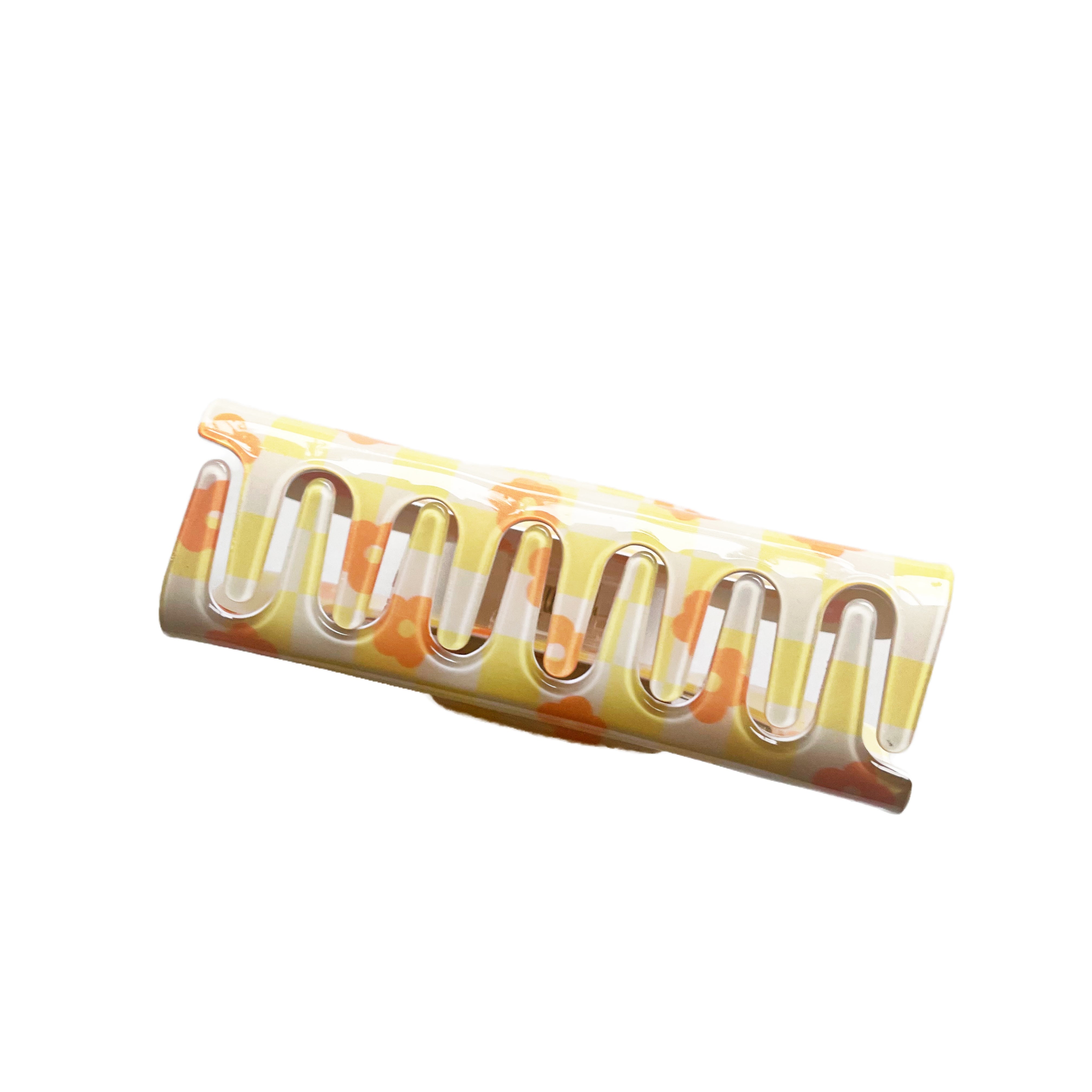 Daisy Checkered Claw Hair Clip