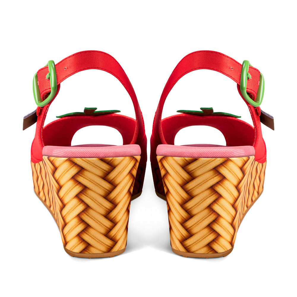 Chocolaticas® Strawbella Women's Sandal