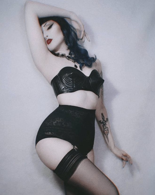 Extra Firm Panty Girdle with Detachable Garters, Extra Firm Shaping | 6197